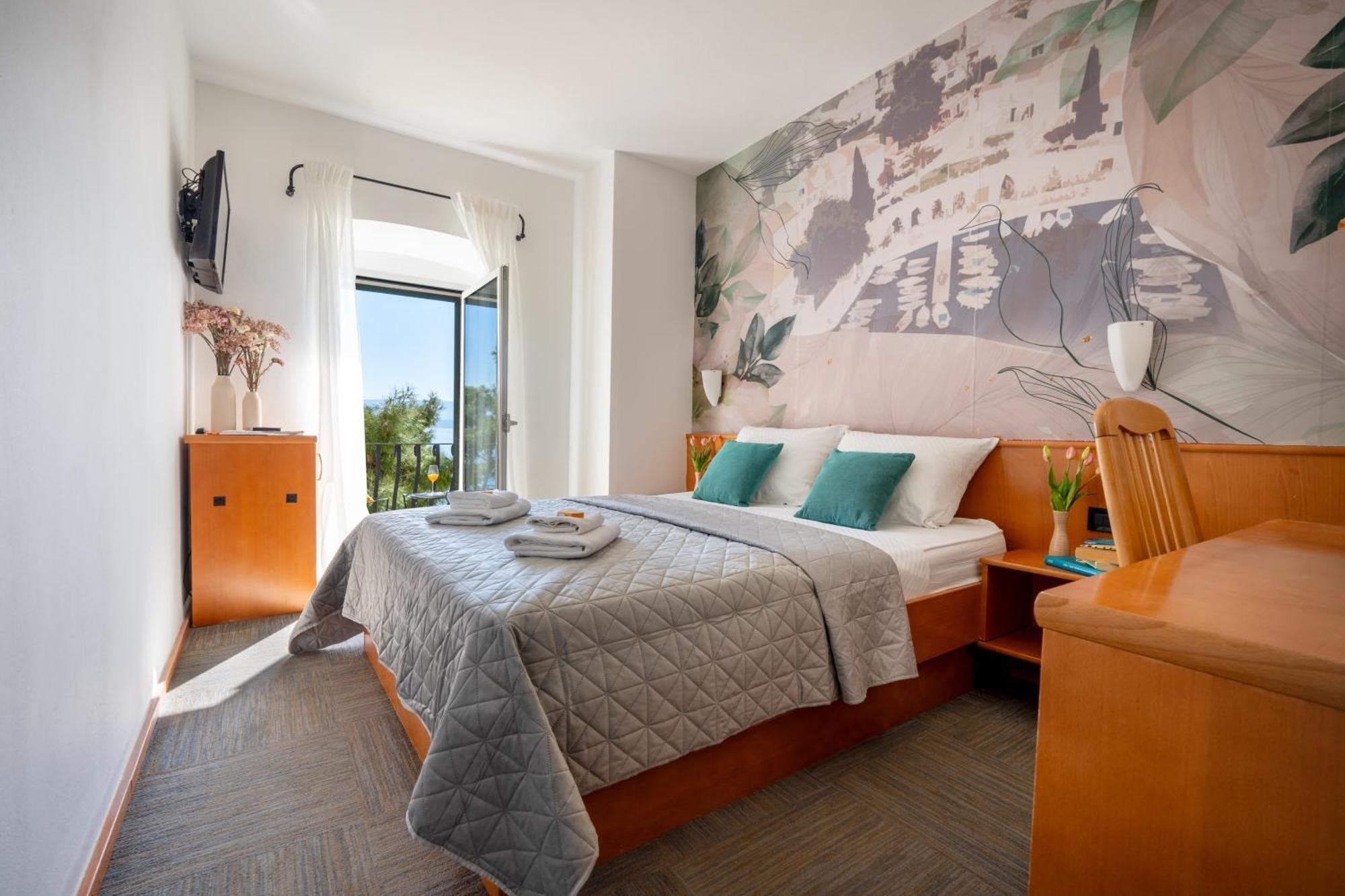 בול Newly Renovated Hotel Kastil מראה חיצוני תמונה