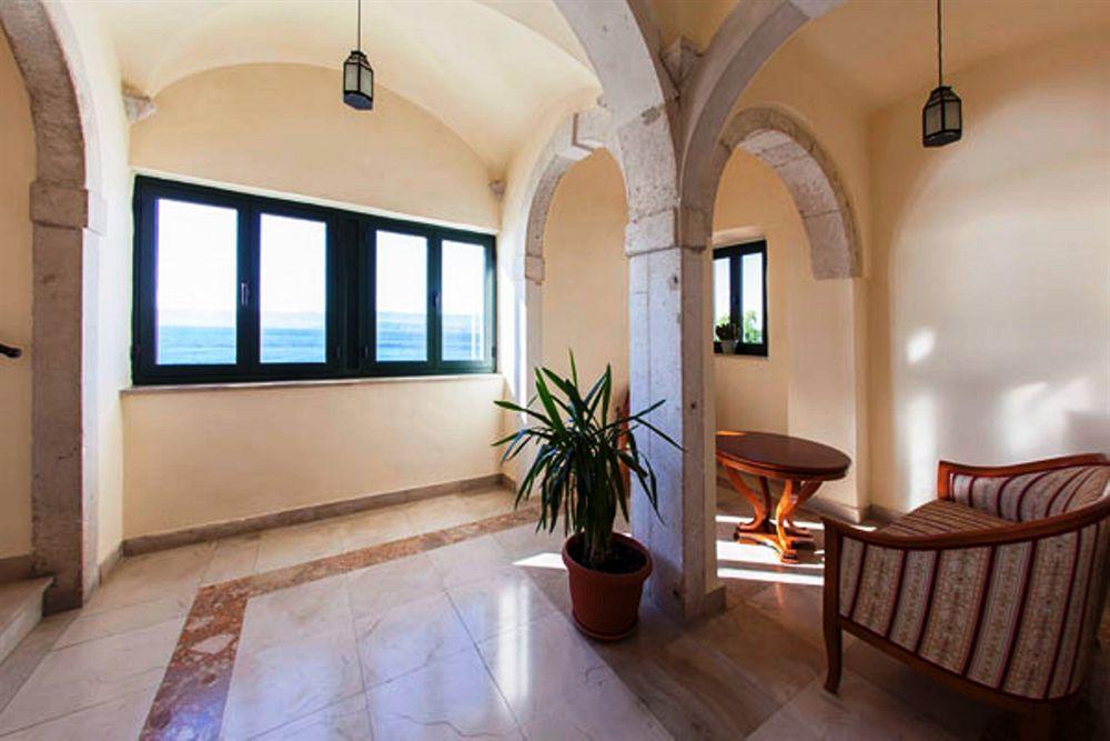 בול Newly Renovated Hotel Kastil מראה חיצוני תמונה