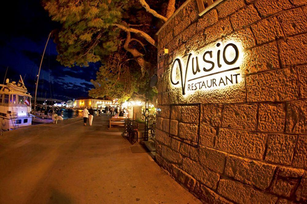 בול Newly Renovated Hotel Kastil מראה חיצוני תמונה